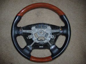 Infinity M45 2006 steering wheel Leather wood 300x225 1