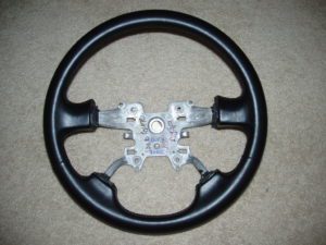 Range Rover steering wheel Leather 1 300x225 1