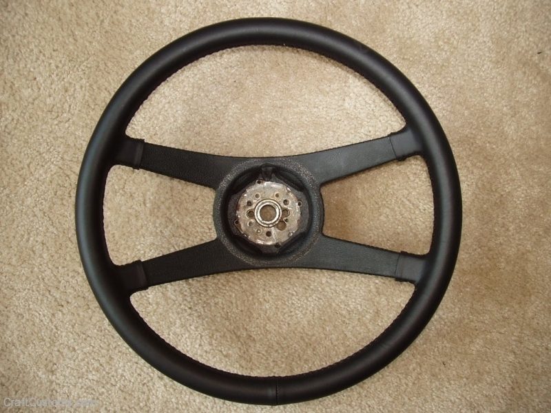 Chevy Chevelle SS 1971 steering wheel 1
