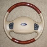 Ford F250 Lariat 2005 steering wheel