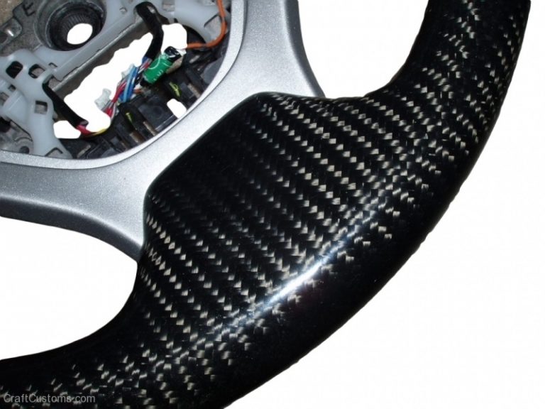 carbon fiber steering wheel 800x600 1